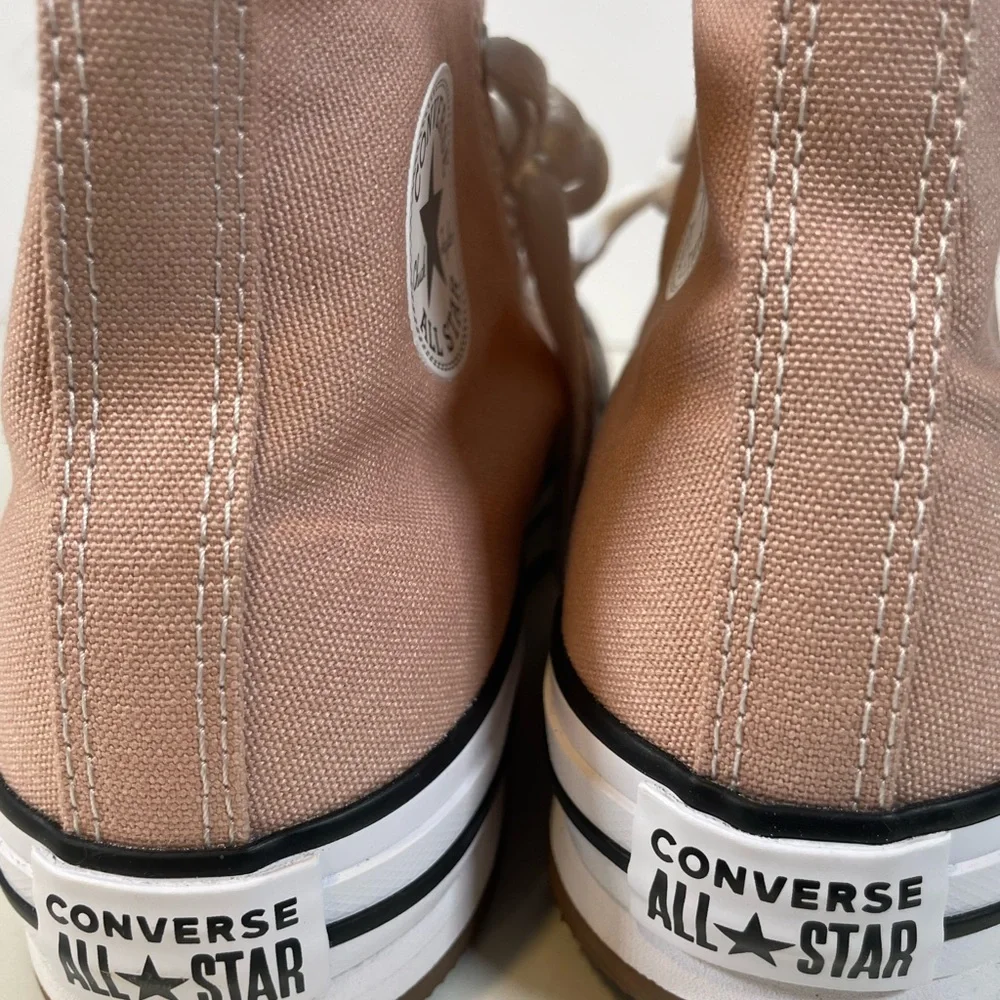 Converse Pink High-Top Sneakers Kids Size 6 – Brand New with Box